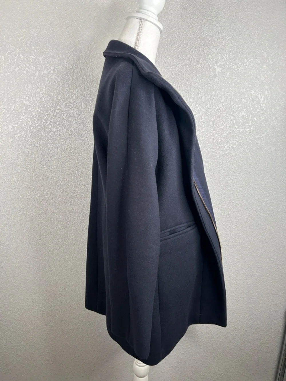 J. Crew 100% Virgin Wool Navy Blue Winter Pea Coat Broken Zipper Jacket Size 4 - Picture 5 of 8